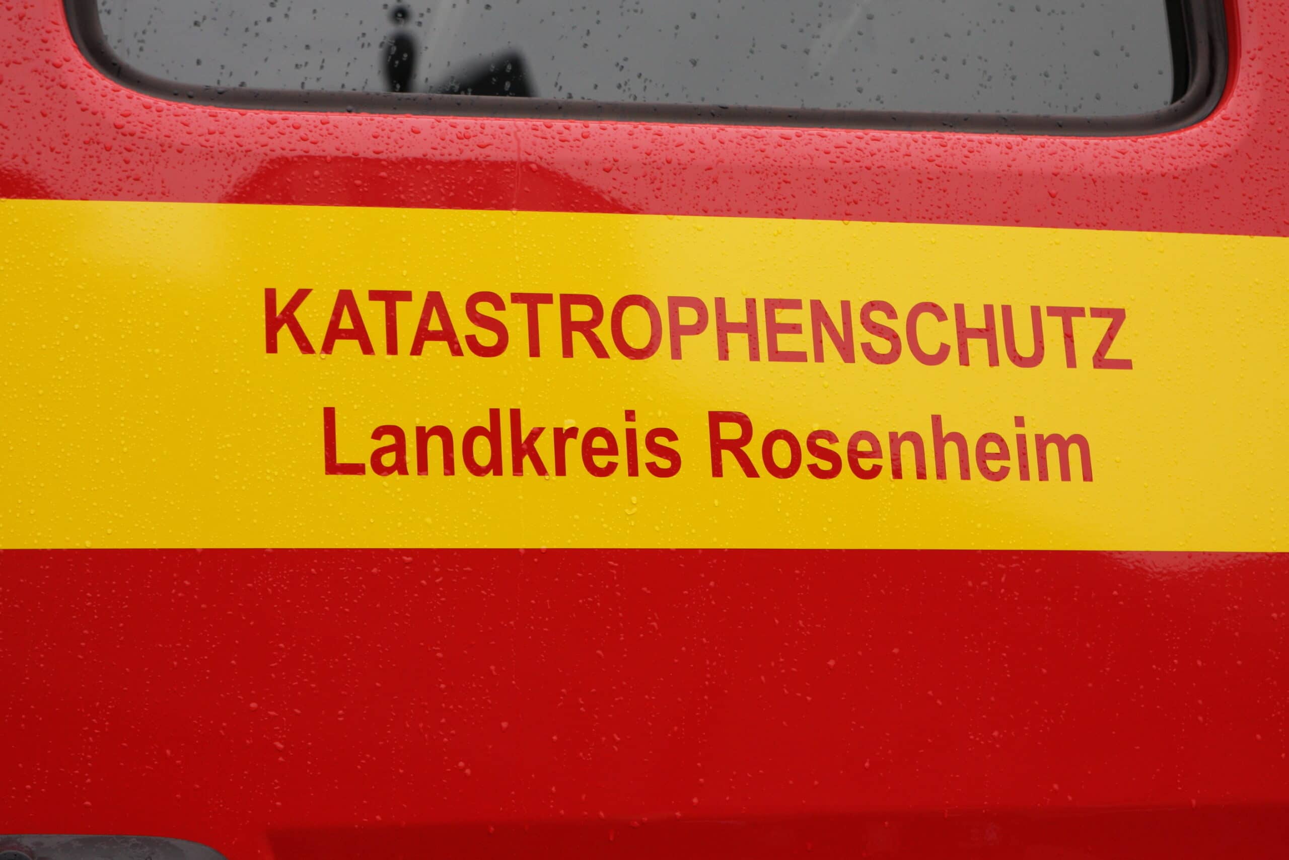 Wichtig für jeden Einzelnen Katastrophenschutz Fahrzeugtüre